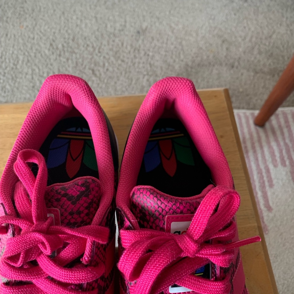 Pink Shell Toe Adidas - image 4